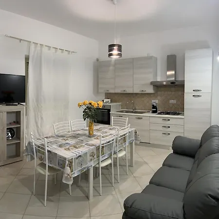 Casa Indipendente Vicino Al Centro * 奧爾比亞
